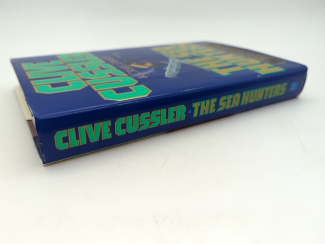 The Sea Hunters: True Adventures With Famous Shipwrecks, Clive Cussler & Craig D by Craig Dirgo, Clive Cussler