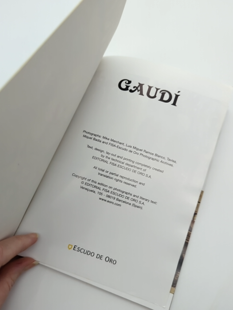 Gaudi by Escudo de Oro (Paperback, 1998) Art History by Escudo De Oro