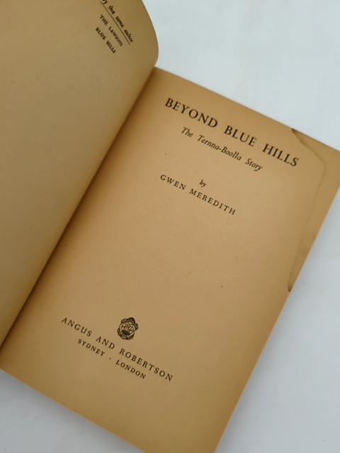 Beyond Blue Hills by Gwen Meredith (Hardcover, 1953) Australian Novel by Gwen Meredith