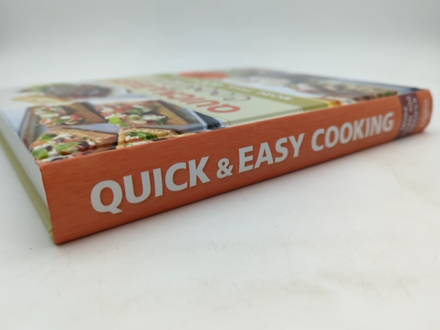 Quick And Easy Cooking More Than 400 Recipes, All In Under 30 Minutes Cookbook by Readers Digest