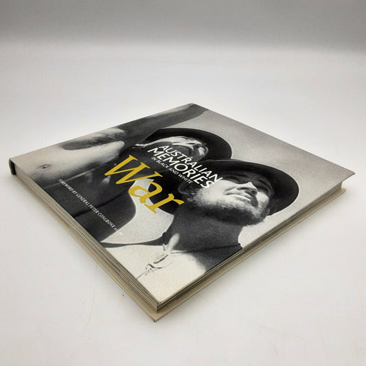 Australian Memories in Black and White: War (Paperback, 2005) Peter Cosgrove... by Carol Fallows