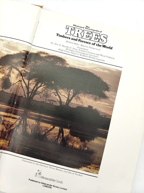 The Illustrated Encyclopedia Of Trees: Timbers And Forests Of The World, Botany by Herbert L Edlin