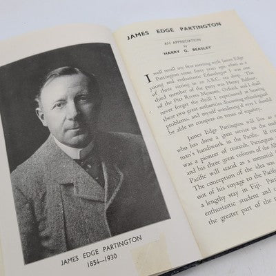Catalogue of James Edge Partington Australasian Collection of Books, Photos 1934 by Francis Edwards Ltd