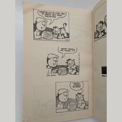 Garfield Here We Go Again by Jim Davis (Paperback, 1989) comic strip humor by Jim Davis