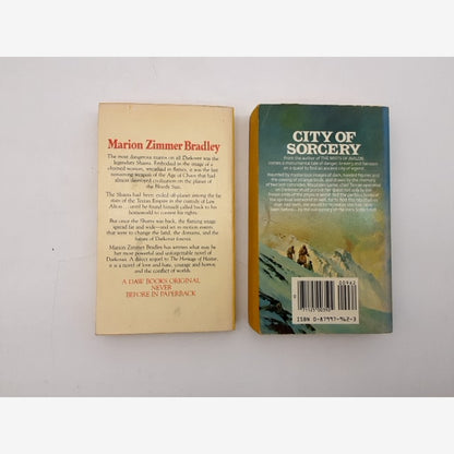 2x Marion Zimmer Bradley Paperback Darkover Series, Vintage DAW Books Sci-fi by Marion Zimmer Bradley — photo 6