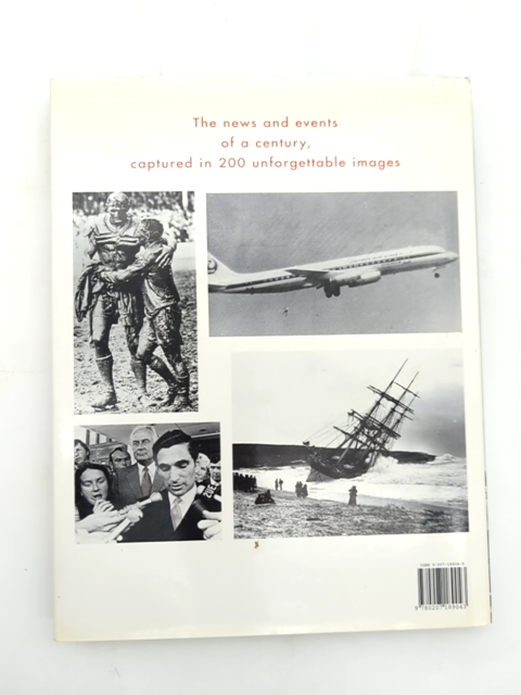 The Pictures Tell The Story: Outstanding Images From Century Of Australian Press by Winton Irving