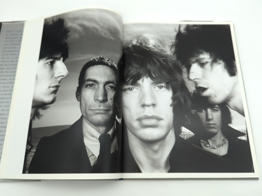 Hiro Photographs by Richard Avedon (Hardcover, 1st Edition, 1999) Photography by Hiro