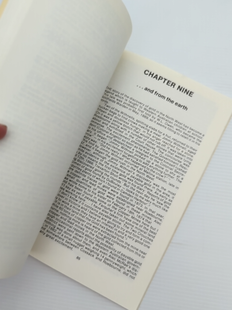 Pearl Shell and Pastures by Kathy de la Rue, 1979 Cossack Roebourne History by Kathy De La Rue