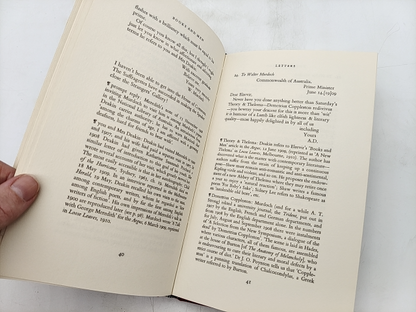 Walter Murdoch And Alfred Deakin On Books And Men: Letters And Comments, 1900-19 by Elizabeth Nurser, J. A. La Nauze