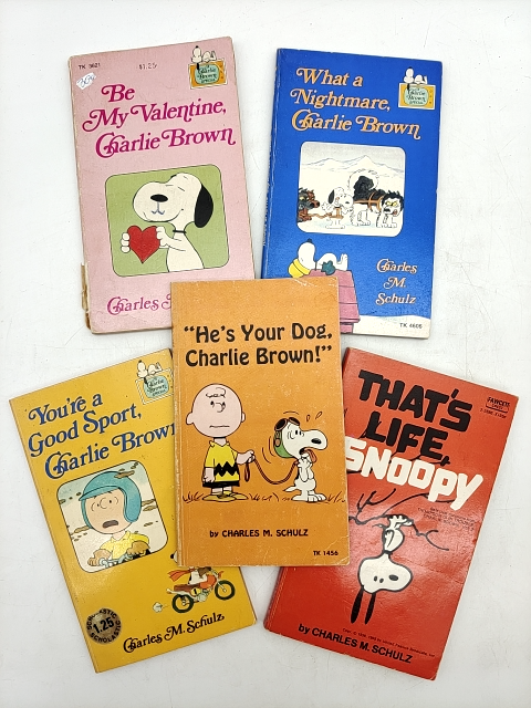 Charles M Schulz Paperback Bundle 5x Vintage Peanuts Paperbacks Snoopy Charli… by Charles M Schulz