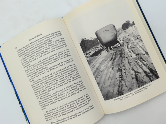 The City Of Melville: From Bushland To Expanding Metropolis by Malcolm J L Uren by Malcolm J L Uren