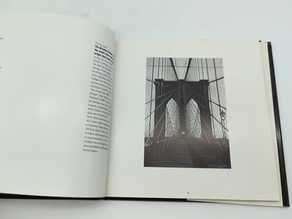 Black and White New York (Black and White Cities Series) by Bill Harris by Bill Harris