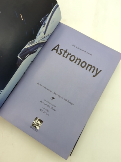 Astronomy: The Definitive Guide by Jeff Kanipe & Robert Burnham, Space by "Jeff Kanipe Robert Burnham"