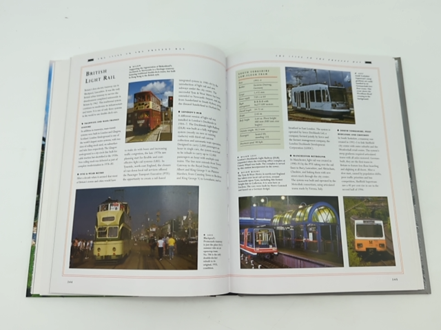 The World Encyclopedia of Locomotives by Colin Garratt (Hardcover, 2002) Trains by Colin Garratt