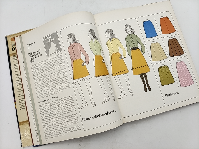 Golden Hands Encyclopedia Of Dressmaking, Alison Louw Elizabeth Baker, Sewing by "Alison Louw Elizabeth Baker"