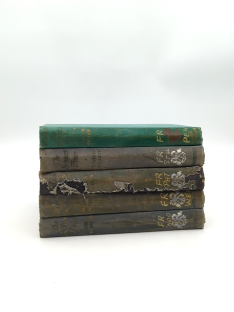 5x Vintage Romance Novels V Stuart M Pender Lilian Patrick Majorie Weaver... by Vivian Stuart, Marilyn Pender, Lilian Patrick, Majorie Weaver, Lilian Woodward