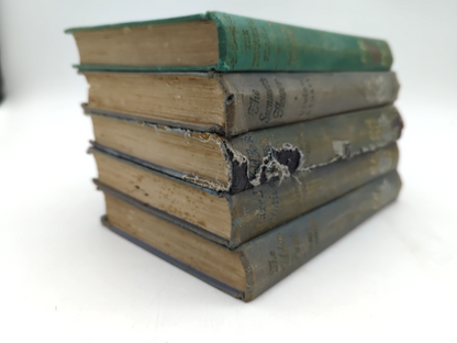 5x Vintage Romance Novels V Stuart M Pender Lilian Patrick Majorie Weaver... by Vivian Stuart, Marilyn Pender, Lilian Patrick, Majorie Weaver, Lilian Woodward
