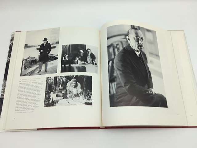 Igor and Vera Stravinsky: A Photograph Album, 1921 to 1971 by Vera Stravinsky by Robert Craft