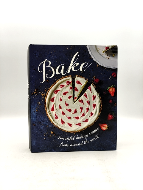 Bake: Beautiful Baking Recipes From Around The World by Edward Gee, Baking by Love Food Editors