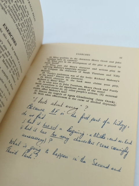 A Guide to the Study of H H Richardson's Australia Felix Majorie Burton, 1st Ed by Majorie Burton