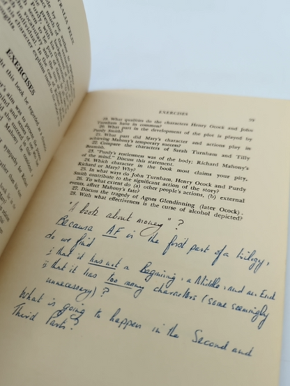 A Guide to the Study of H H Richardson's Australia Felix Majorie Burton, 1st Ed by Majorie Burton