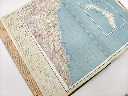 The Reader's Digest Complete Atlas of Australia by P J Devery by P J Devery