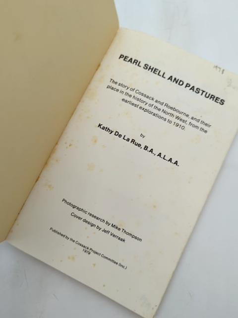 Pearl Shell And Pastures by Kathy de la Rue Paperback, 1979 WA Northwest History by Kathy De La Rue