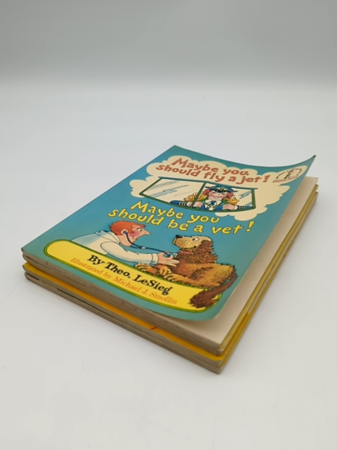 Dr Seuss & Theo Lesieg Paperback Bundle 4x Paperback Books, all First Edition… by "Dr Seuss Theo Lesieg"
