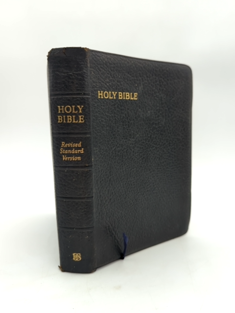 The Holy Bible by National Council of Churches of Christ (Leather, 1996) by National Council Of Churches Of Christ