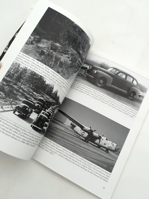 Detroit's Wartime Industry: Arsenal Of Democracy (images Of America: Michigan), by Not Available
