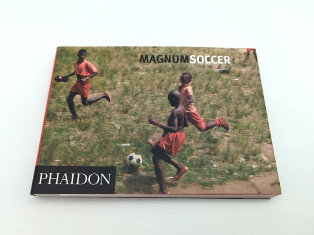 Magnum Football: Magnum Soccer by Simon Kuper (Paperback, 2005) 0714845213 by Simon Kuper