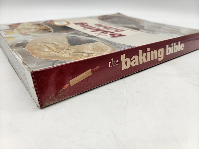 The Baking Bible: with more than 300 Recipes by Murdoch Books (Paperback) by Not Available
