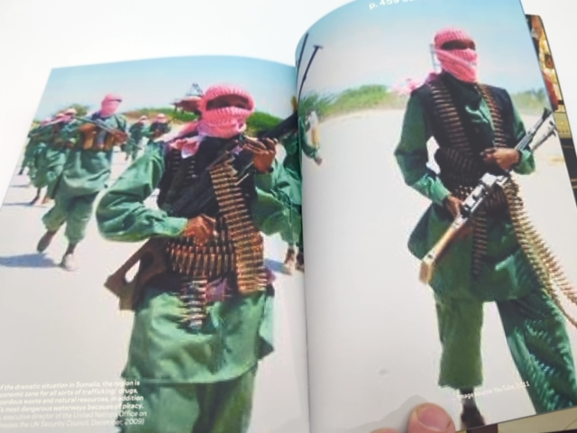 Robert Knoth & Antoinette de Jong: Poppy: Trails of Afghan Heroin, Silk Road… by Iris Sikking