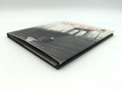 Black and White New York (Black and White Cities Series) by Bill Harris by Bill Harris