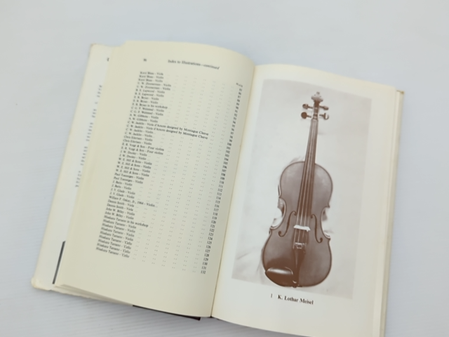 Dictionary Of Contemporary Violin And Bowmakers by Cyril Woodcock by Cyril Woodcock