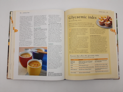 Foods That Harm, Foods That Heal An A-Z Guide To Safe And Healthy Eating, Digest by Reader's Digest
