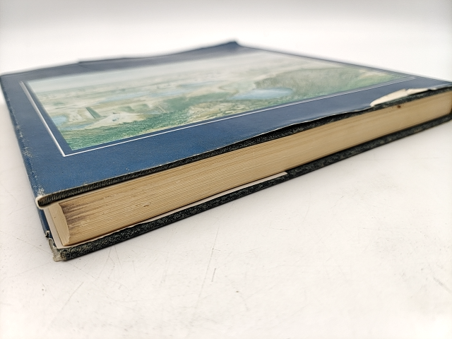 Lucky City: The First Generation At Ballarat, 1851-1901 by Weston Bate by Weston Bate