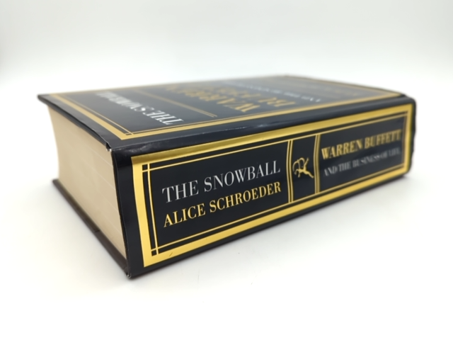 The Snowball: Warren Buffett and the Business of Life Paperback, Alice Schroeder by Alice Schroeder
