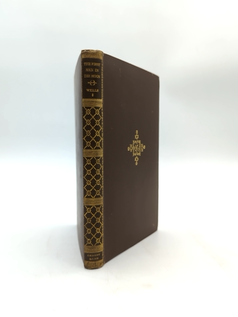 The First Men In The Moon by H G Wells (Cloth, 1926) Science & Medicine by H G Wells