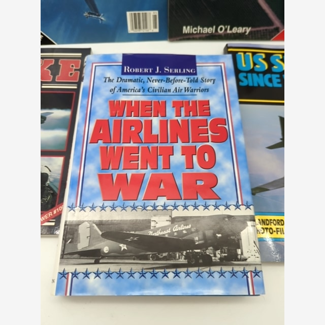 5x US airforce books and magazines, Warbirds of the West Coast +more... by Various Authors — photo 4
