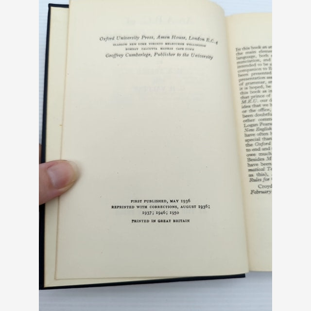 An ABC Of English Usage by G H Vallins H A Treble (Hardcover, 1950) by G H Vallins H A Treble — photo 3