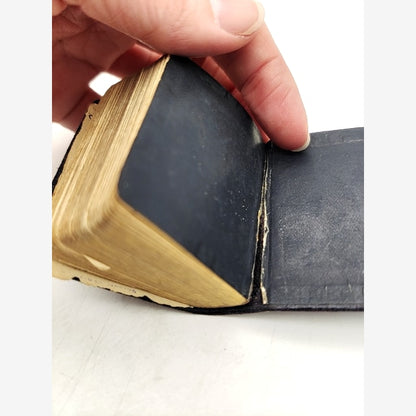 Bryce's Thumb English Dictionary by David Bryce (Leather, 1894) Reference by David Bryce — photo 3