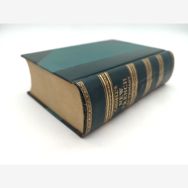 Cassell's New French Dictionary by Denis Girard (Leather, 1962) Reference by Denis Girard — photo 2