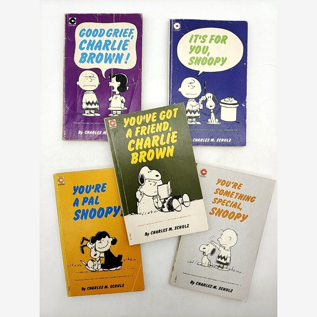 Charles M Schulz Paperback Bundle 5x Charlie Brown Snoopy Vintage Paperbacks by Charles M Schulz book cover