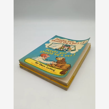 Dr Seuss & Theo Lesieg Paperback Bundle 4x Paperback Books, all First Edition… by "Dr Seuss Theo Lesieg" — photo 4