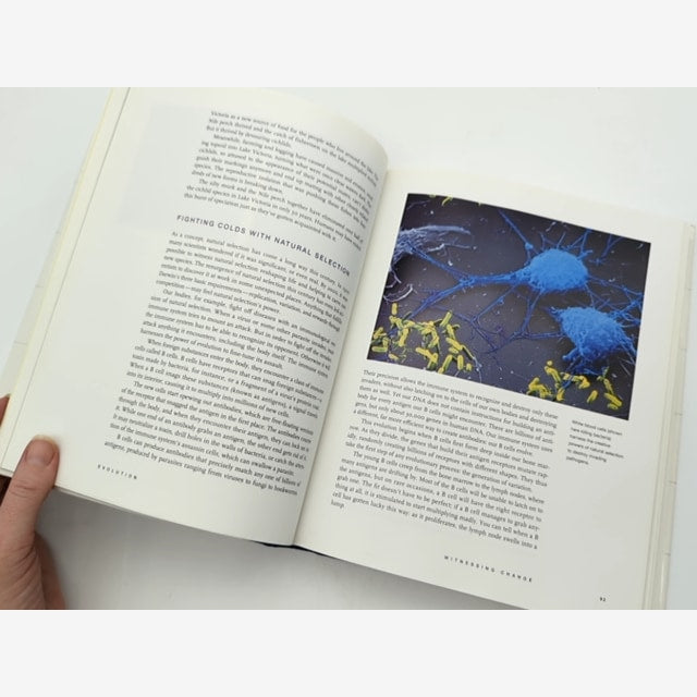 Evolution The Triumph of an Idea by Carl Zimmer (Hardcover, 2001) 1st Edition by Carl Zimmer — photo 2