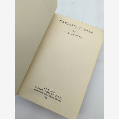 Hatter's Castle by A J Cronin (Cloth, 1931) Literature & Fiction by A J Cronin — photo 4