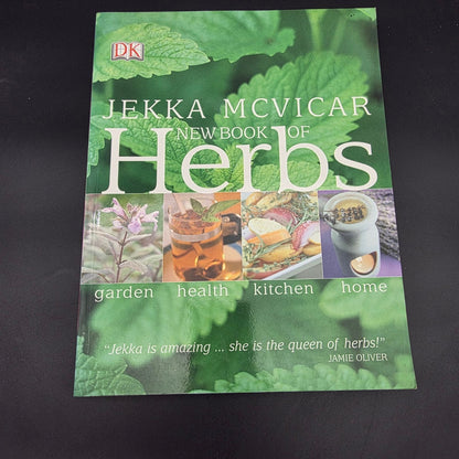 Jekka McVicar New Book of Herbs by Jekka McVicar book cover