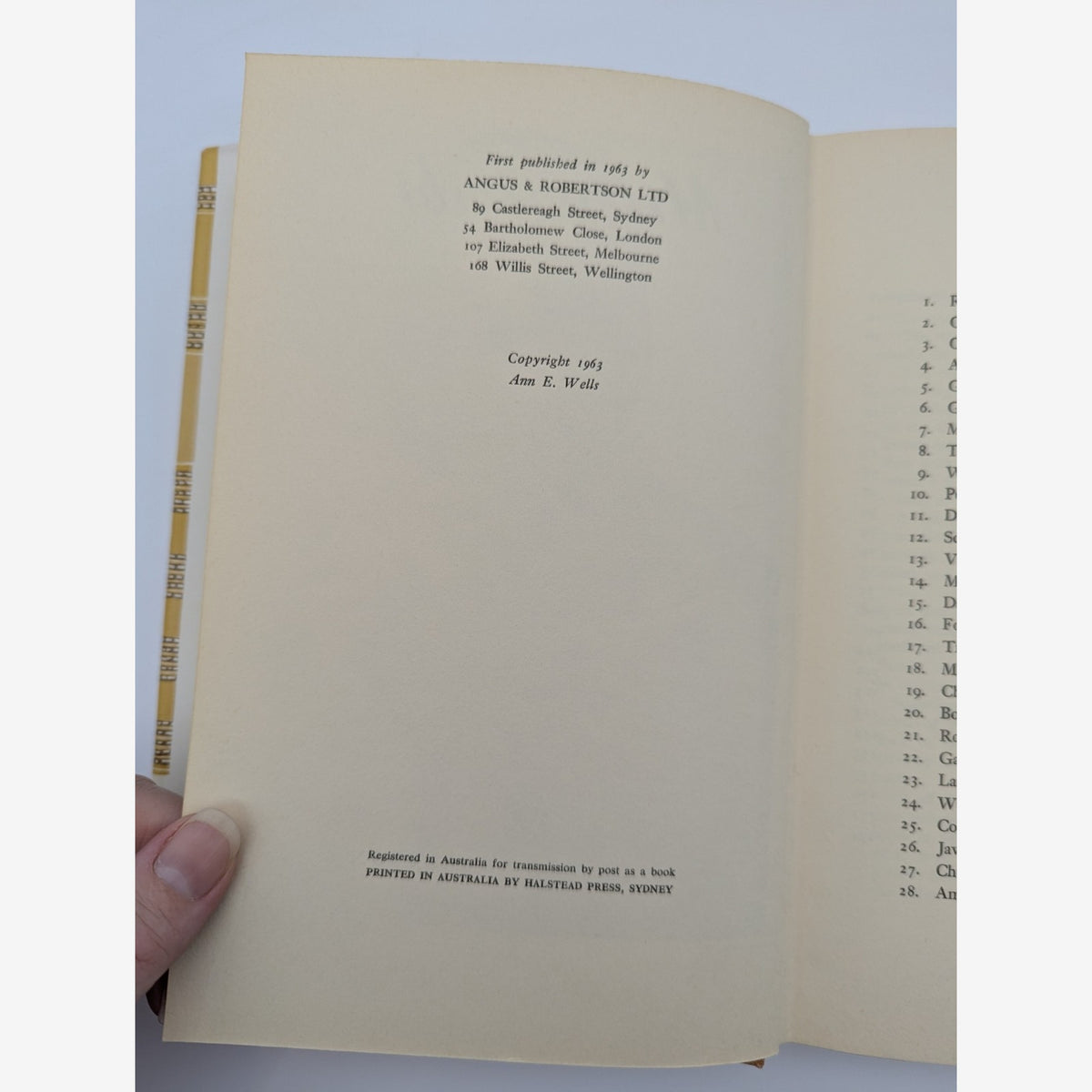 Life In The Crocodile Islands [milingimbi], Ann E Wells, 1963 1st Ed Aboriginal by Ann E Wells — photo 2