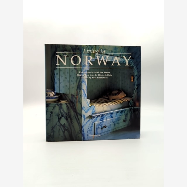 Living In Norway by Elisabeth Holte (Hardcover, 1993) Travel Guide by Solvi Dos Santos book cover